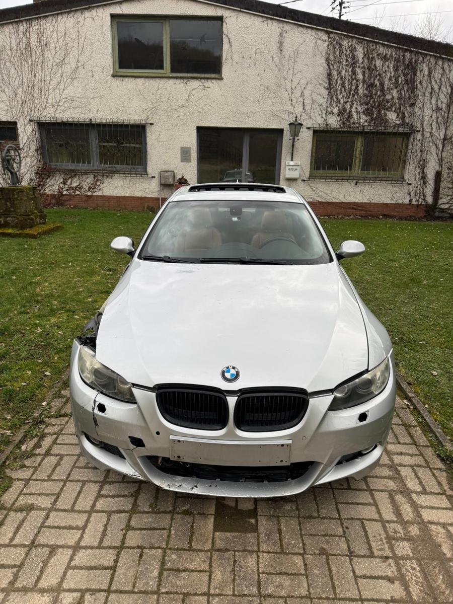 BMW 335 3 Coupe 335i xDrive M Paket