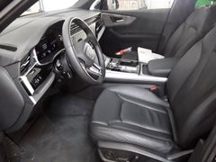 Fahrzeugabbildung Audi Q7 50 TDI qu S Line MATRIX AIR HuD PANO AHK