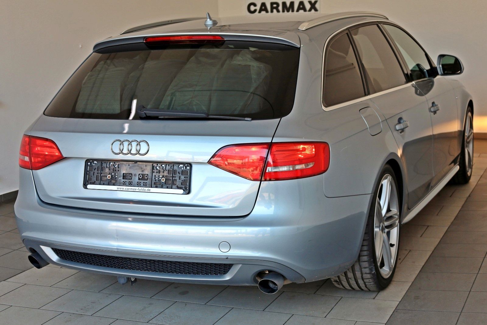 Fahrzeugabbildung Audi A4 Avant S line T.Leder,Navi,Xenon,SH.PDC
