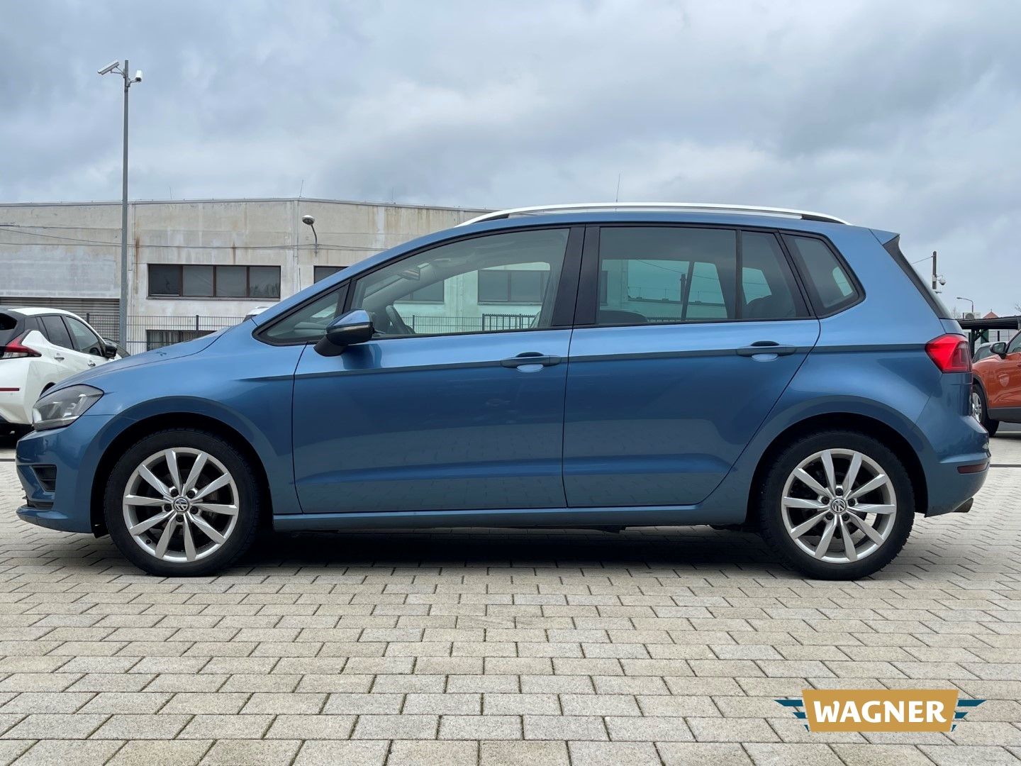 Fahrzeugabbildung Volkswagen Golf Sportsvan VII 1.6 TDI Blue Motion Panorama
