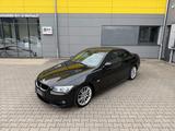 BMW 320i Cabrio/M PAKET/LEDER/SCHALTER/XENON/2.HAND - BMW 3er Reihe aus 2011: Cabrio