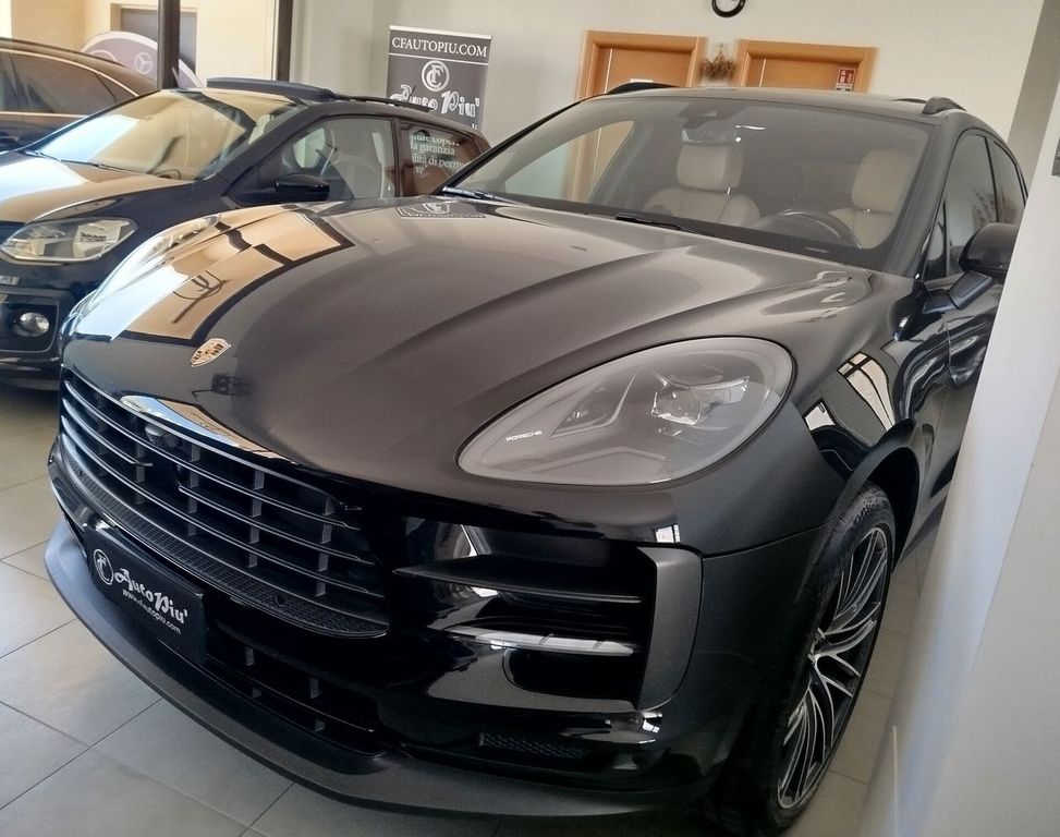 Image of Porsche Macan