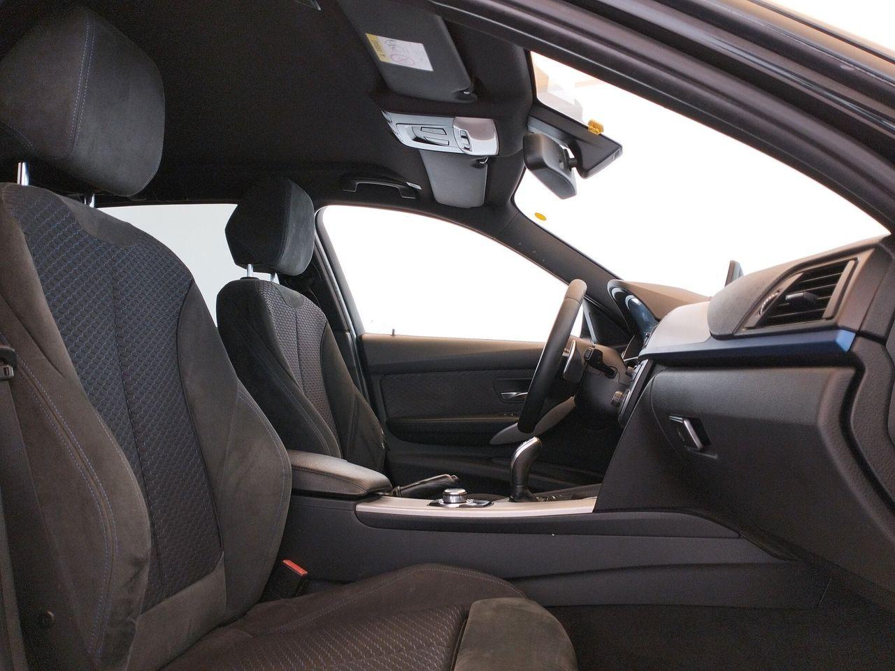 BMW 320 2014 — photo 11