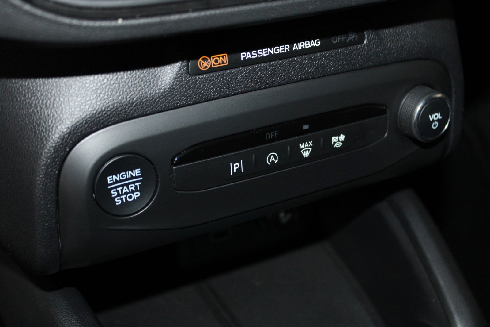 Fahrzeugabbildung Ford Focus ST-Line Turnier Automatik LED ACC CAM uvm.