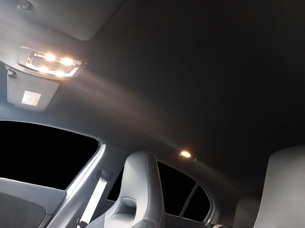 Fahrzeugabbildung Mercedes-Benz A 200 Kompaktlimousine AMG Line*Night Paket*LED