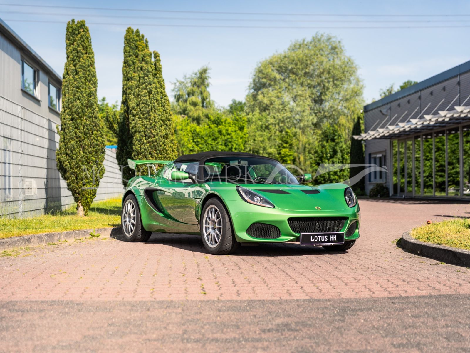 Fahrzeugabbildung Lotus Elise SPORT 220