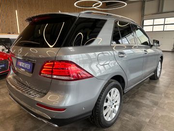 Mercedes-Benz GLE 350 d 4Matic*2.. Hand*AMG-Line*LED*AHK*Klima