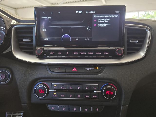 KIA XCeed — Foto 22