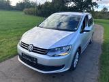 Volkswagen Sharan Trendline BMT 4Motion 1.Hand - silberne Volkswagen Sharan