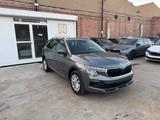 Skoda Kamiq Selection - Skoda Kamiq: Limousine