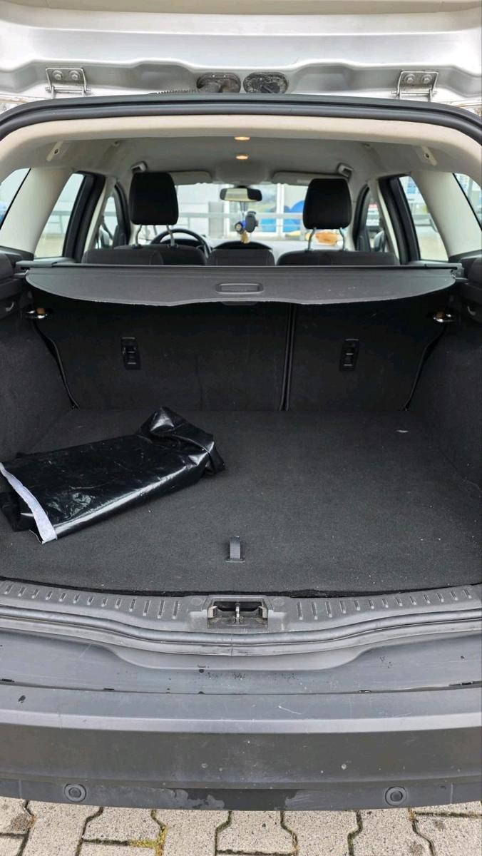 Ford Focus 2015 — photo 11