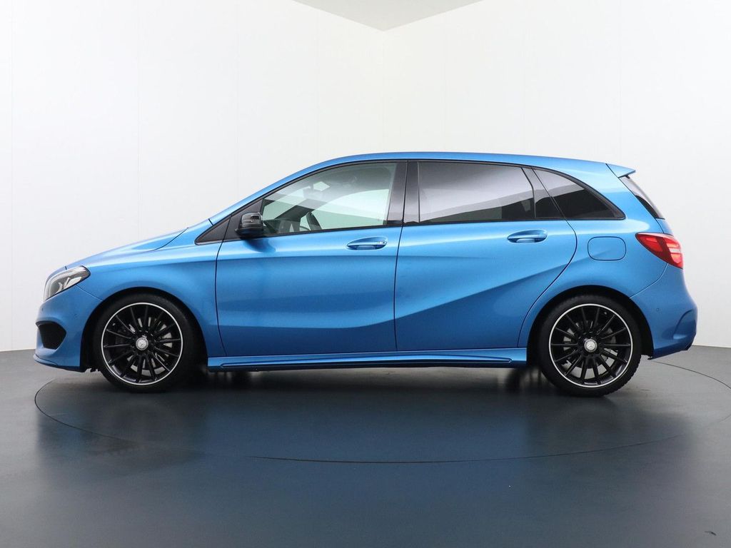 Mercedes-Benz B 250 4Matic Prestige AMG Styling AHK 1500 KG Le