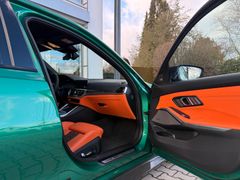 BMW M3 xDrive Competition/ H&K/ BICOLOR/ CARBON SEAT BMW M3 xDrive Competition/ H&K/ BICOLOR/ CARBON SEAT