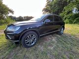 Volkswagen Touareg 3.0 V6 TDI 4 Motion R-Line AHK, Allrad - Volkswagen Touareg: R Line