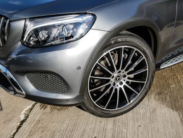 Fahrzeugabbildung Mercedes-Benz GLC 300 4Matic 9G-TRONIC PANORAMA ANHZV AMG 360°