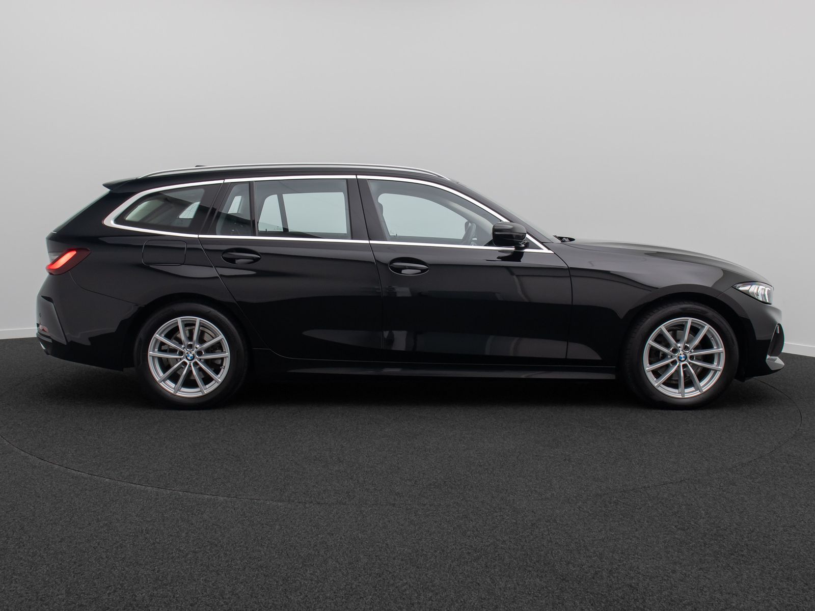 Fahrzeugabbildung BMW 318i Widscreen DAB GeschwindigReg CockpitPlus