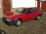 Alfa Romeo Alfa 75 - Alfa Romeo 75 mit Benzin-Antrieb
