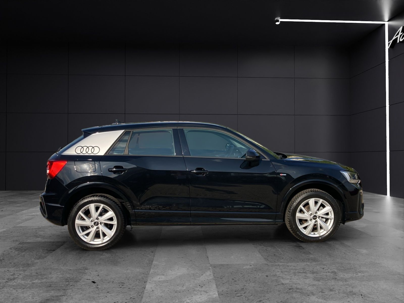 Fahrzeugabbildung Audi Q2 35 TFSI S line LED AVC Navi ACC RFK SH