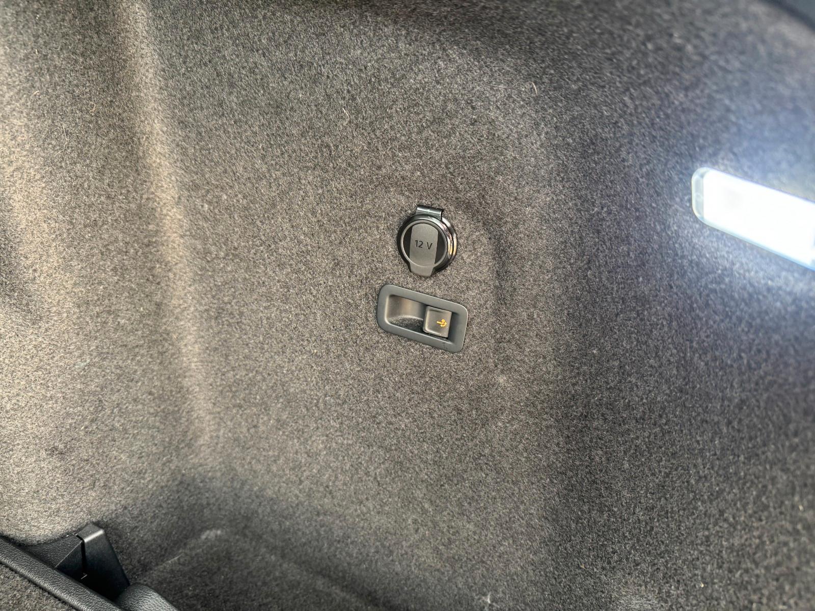 Volkswagen Golf VIII Variant Life, миниатюра 12