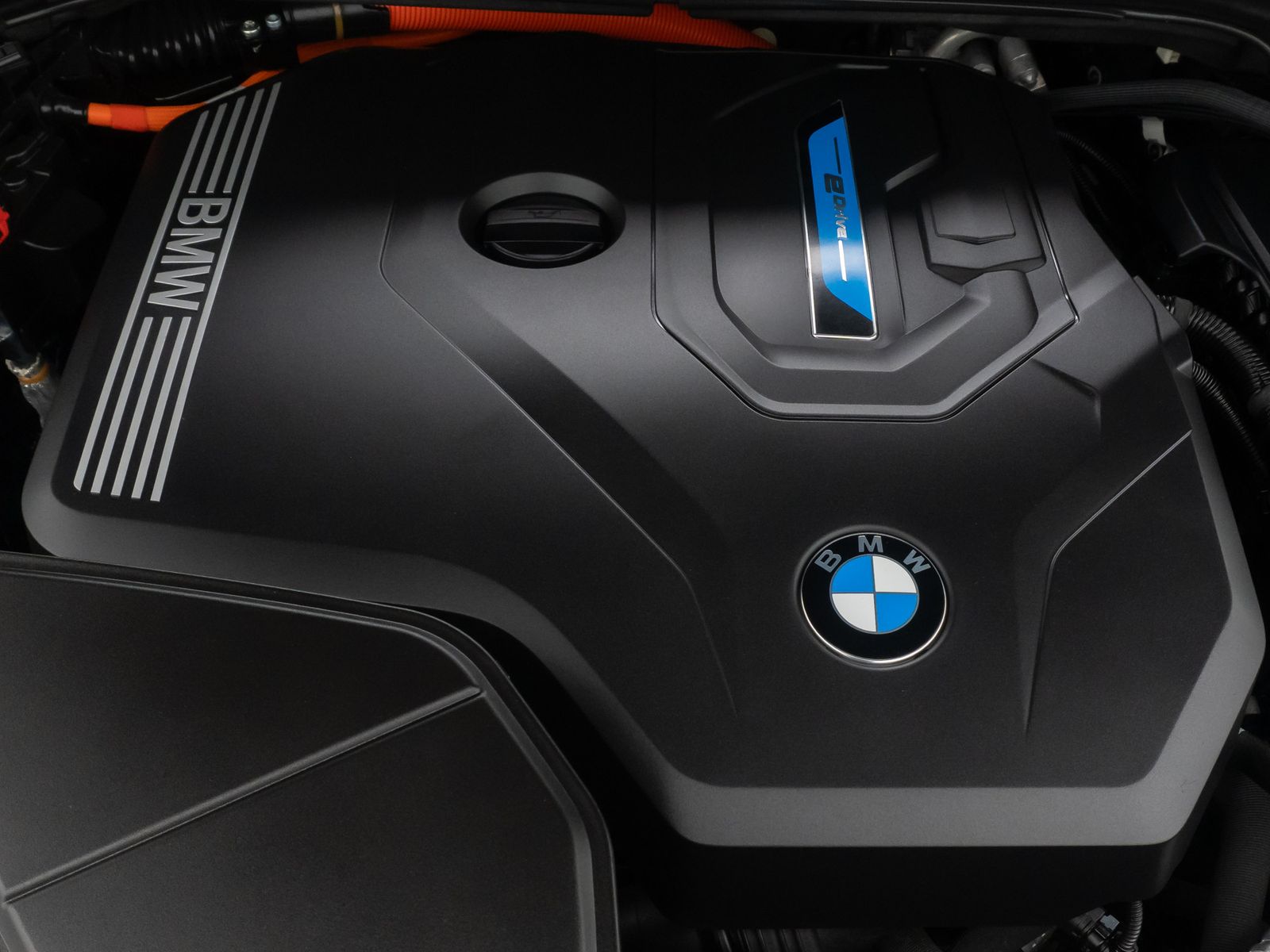 Fahrzeugabbildung BMW X3 xD30e Panorama HUD DAB Sport AHK 360&deg; Komfort