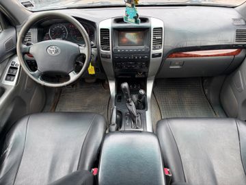Toyota Land Cruiser - 5