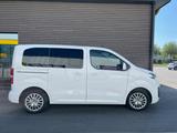 Peugeot Traveller BlueHDi 180 S&S EAT8 Business L1 B... - Peugeot Traveller von privat