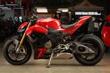 Ducati Streetfighter V4S - DUCATI ST4