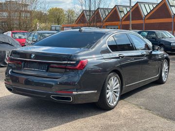 BMW 740 - 5