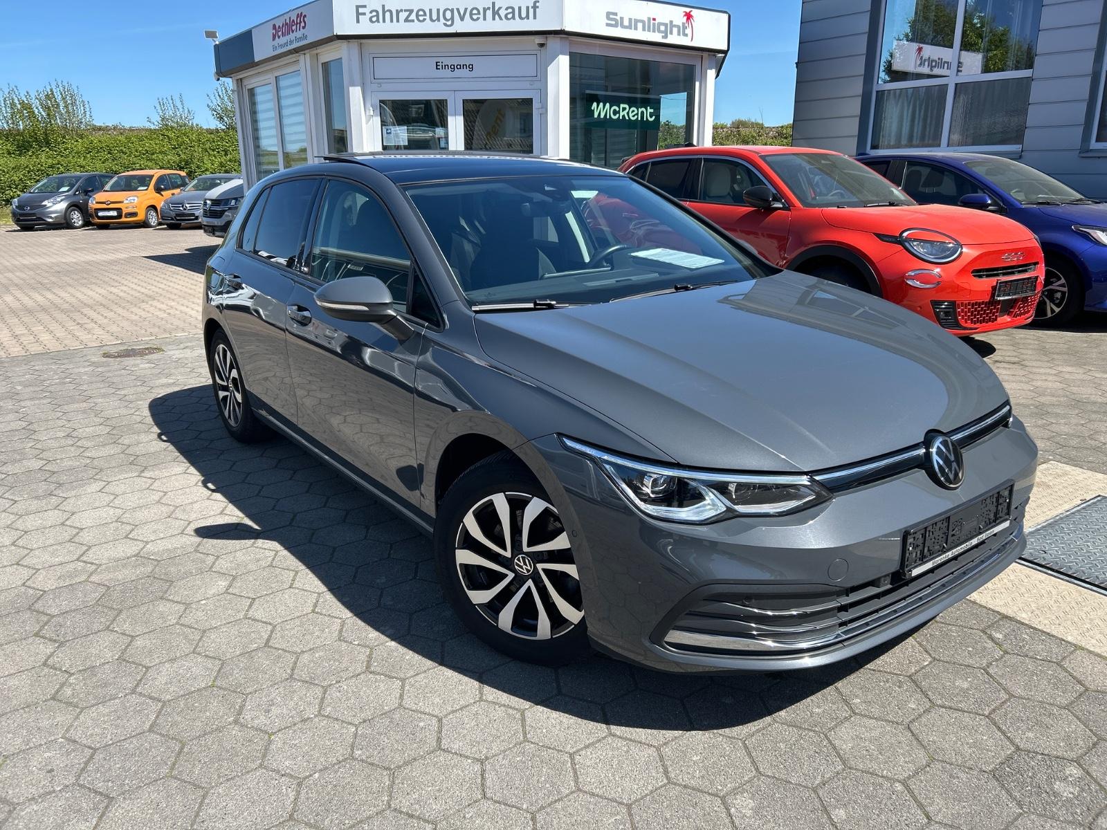 Volkswagen Golf VIII Lim. Active, AHK, Schiebedach, Navi