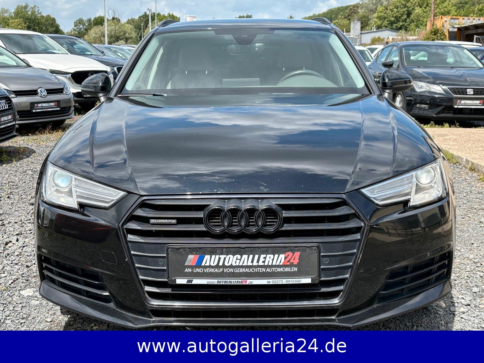Fahrzeugabbildung Audi A4 2.0 TDI quattro Aut Navi Leder Xenon AHK SPOR