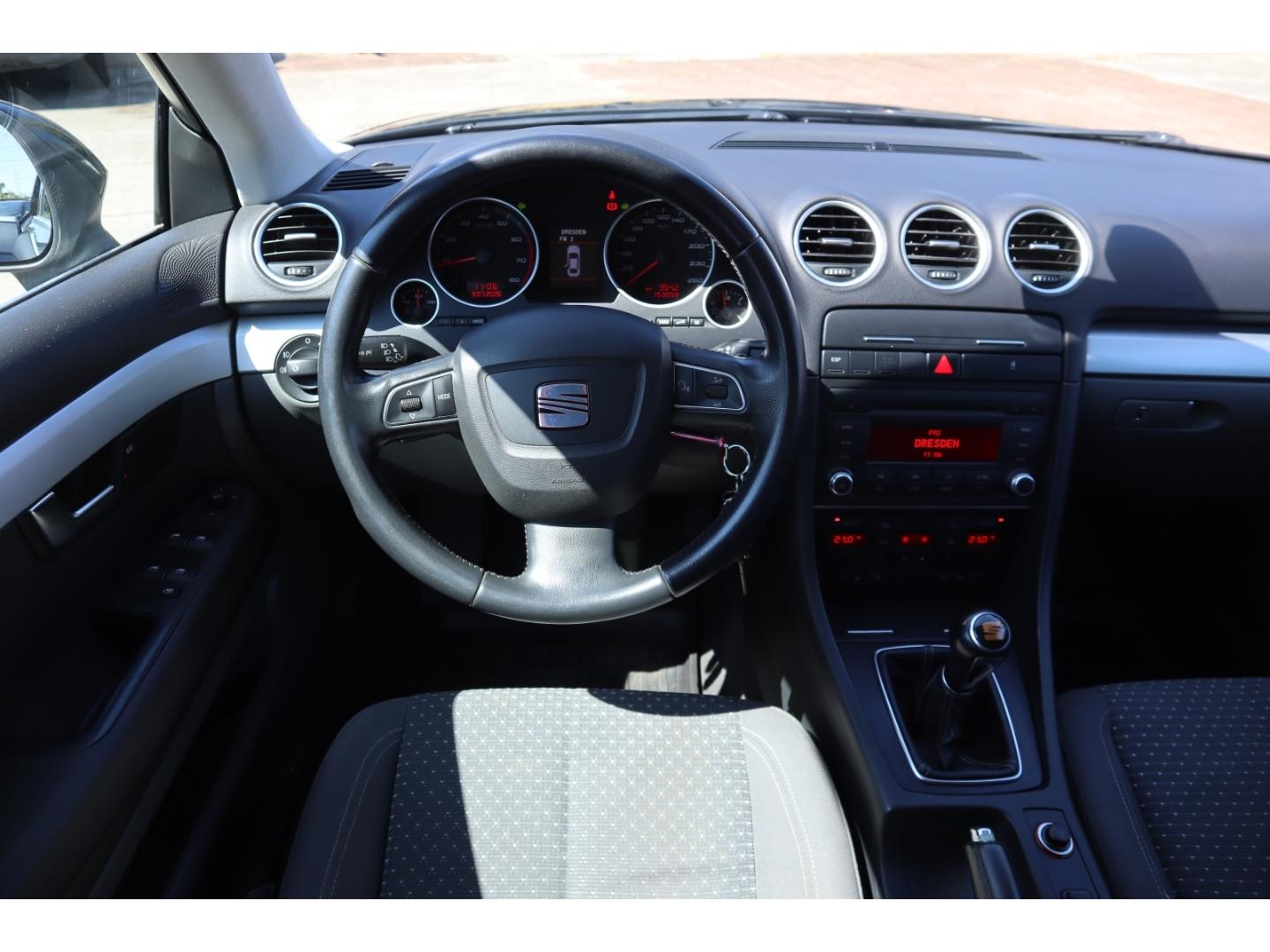 Seat Exeo 2012 — photo 21