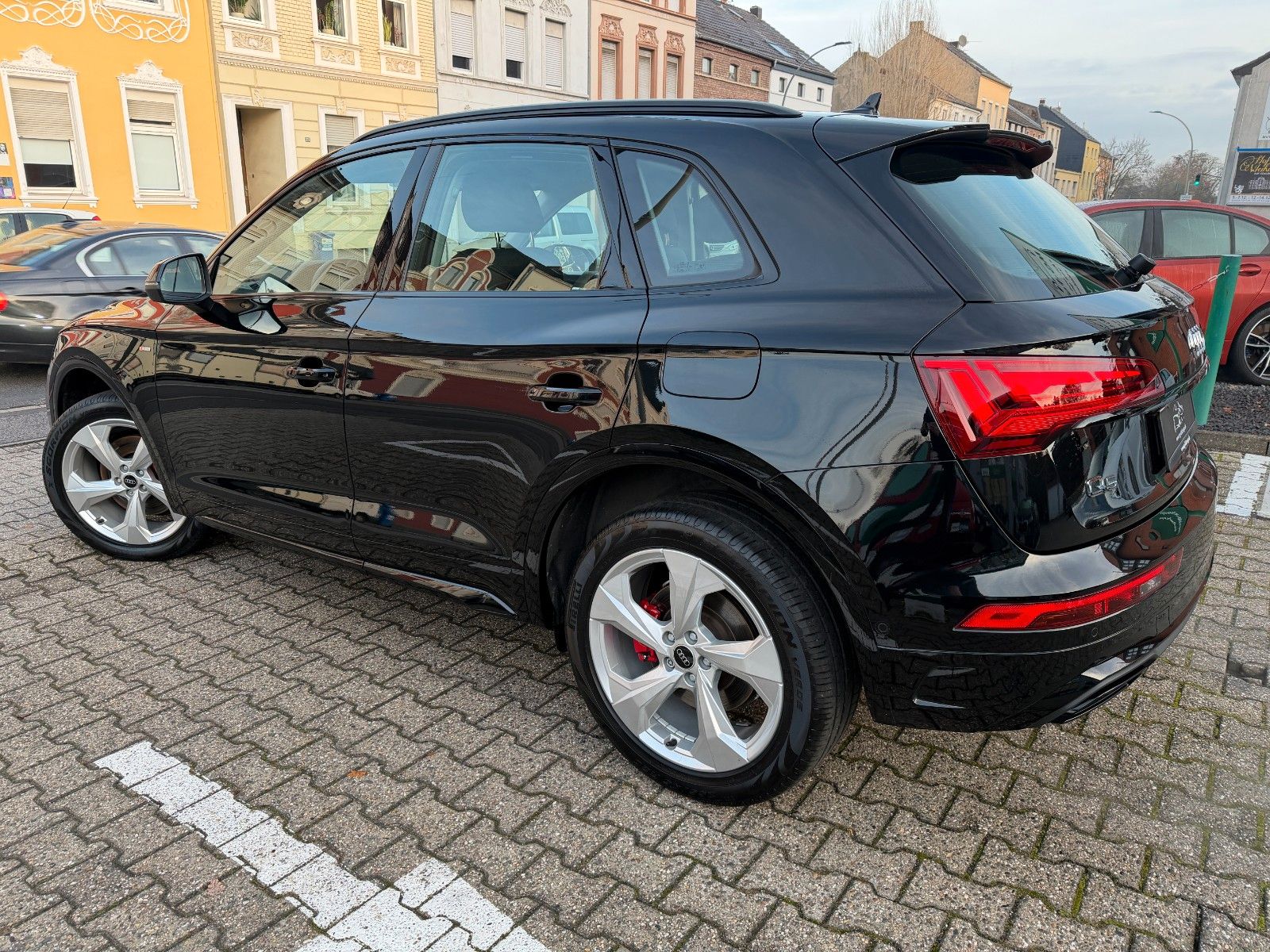 Fahrzeugabbildung Audi Q5 55 TFSI e quattro S-LINE ACC LANE ASSIST HUD