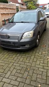 Toyota avensis - Toyota Avensis Gebrauchtwagen in Bremen