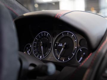 2013 Aston Martin V12 VANTAGE 缩略图 29