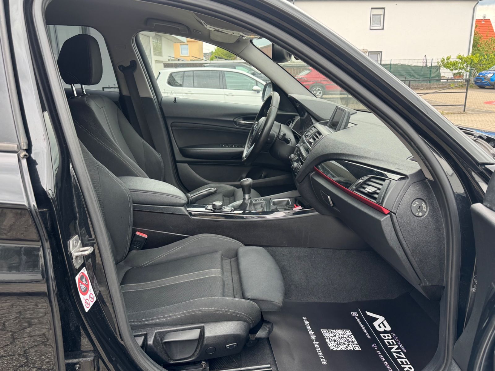 Fahrzeugabbildung BMW 116 i Sport Line 4200€ Netto EXPORT