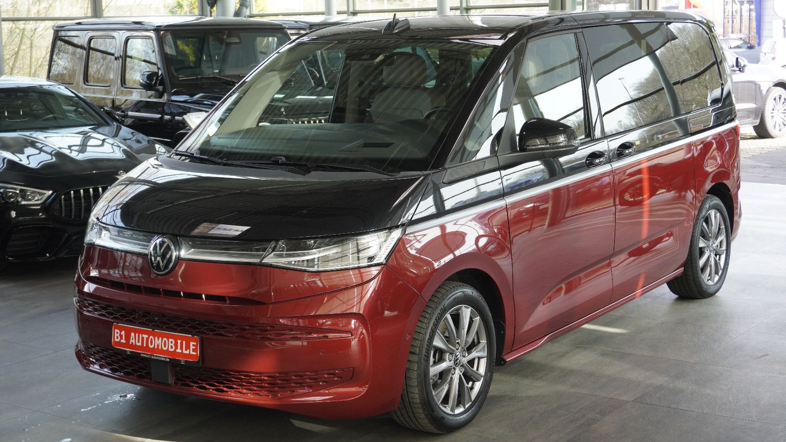 Volkswagen T7 Multivan Style PANO AHK STHZ H&K HUD 360 FULL foto 1