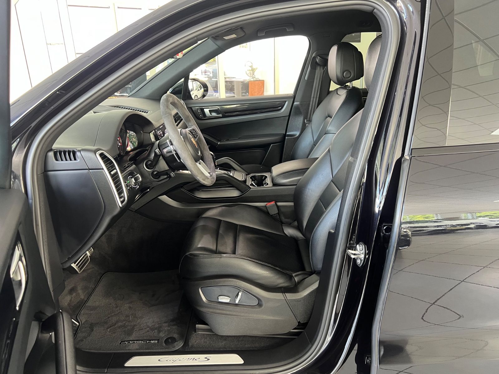 Fahrzeugabbildung Porsche Cayenne S * APPROVED GARANTIE *Sport-Abgasanlage