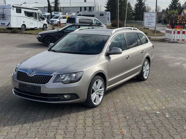 Skoda Superb /Keyless/Navi/Memory/ Leder