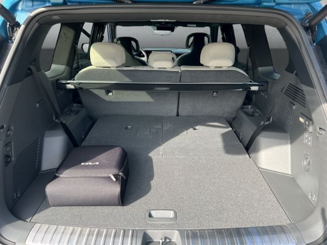 Fahrzeugabbildung Kia EV9 4WD GT-LINE LAUNCH EDITION ELEKTRO *7SITZER*