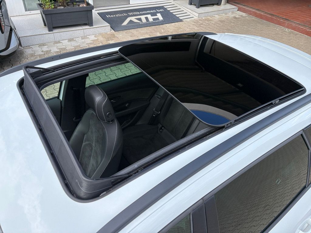 Fahrzeugabbildung SEAT Leon ST 2.0 TSI Cupra 300 4Drive