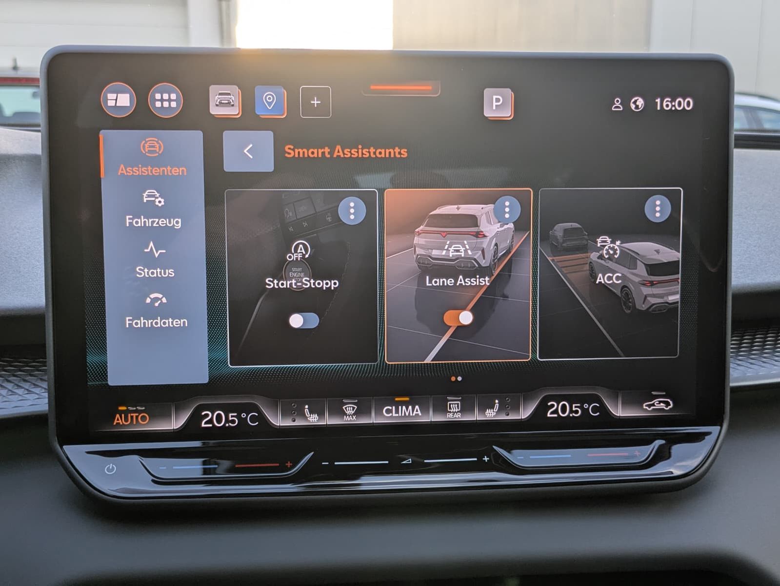 Fahrzeugabbildung CUPRA Terramar 1.5 eTSI 360°HUD*MATRIX*PANO*DCC*20"