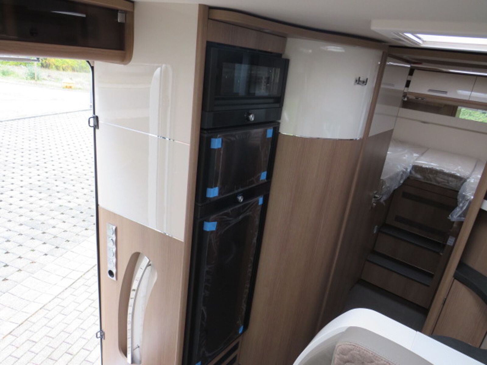 Fahrzeugabbildung Carthago c-tourer I  149 LE Mark/SAT/Dach-Klima/Hubstütz.