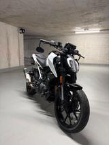 KTM 390 Duke EZ22 Top Zustand, gepflegt 8000km - Offers