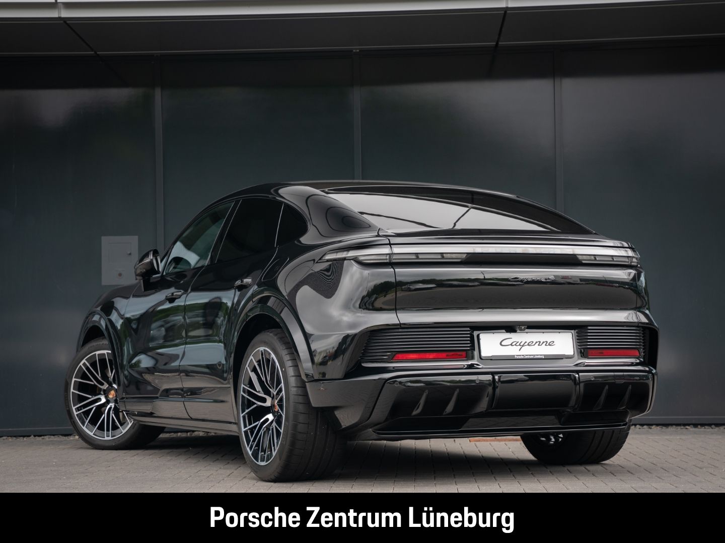 Porsche Cayenne S Coupe Electric HA-Lenkung Head-Up BOSE imagem 3