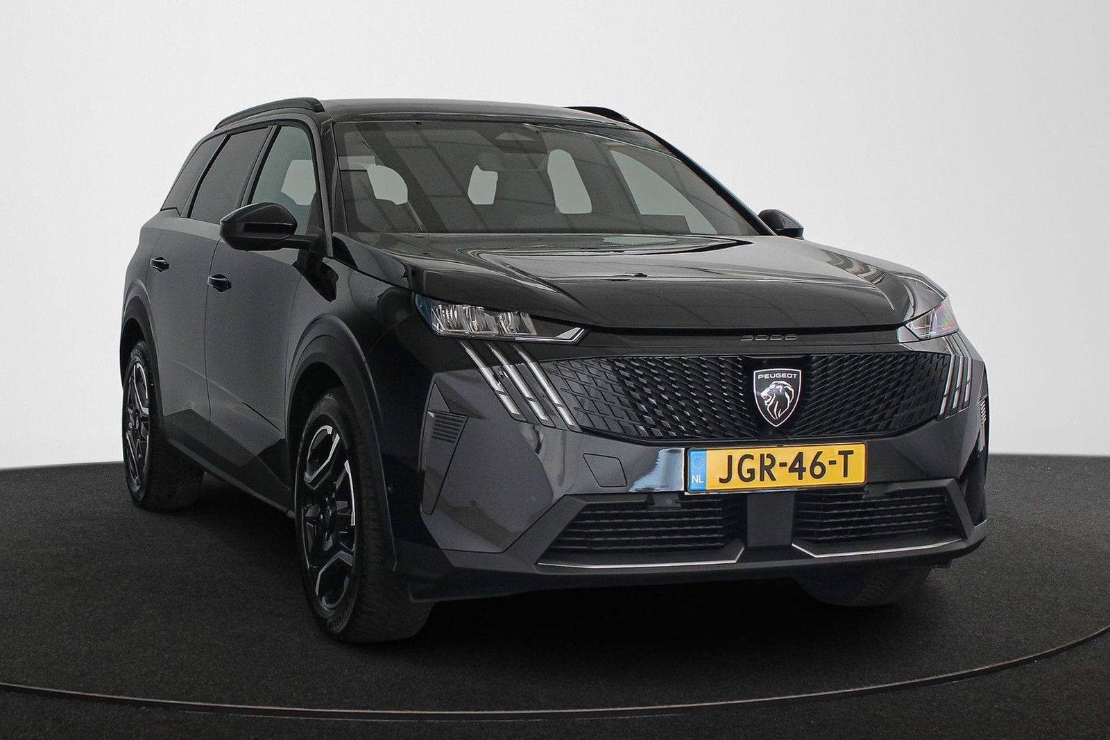 Peugeot e-5008 Allure Avantage 73 kWh 7p imagem 2