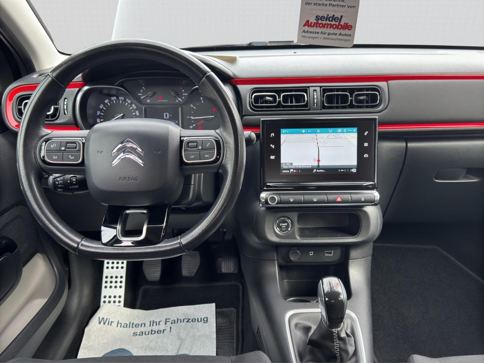 Citroën C3 1.2 PureTech 110 Shine, Pano, AppConnect