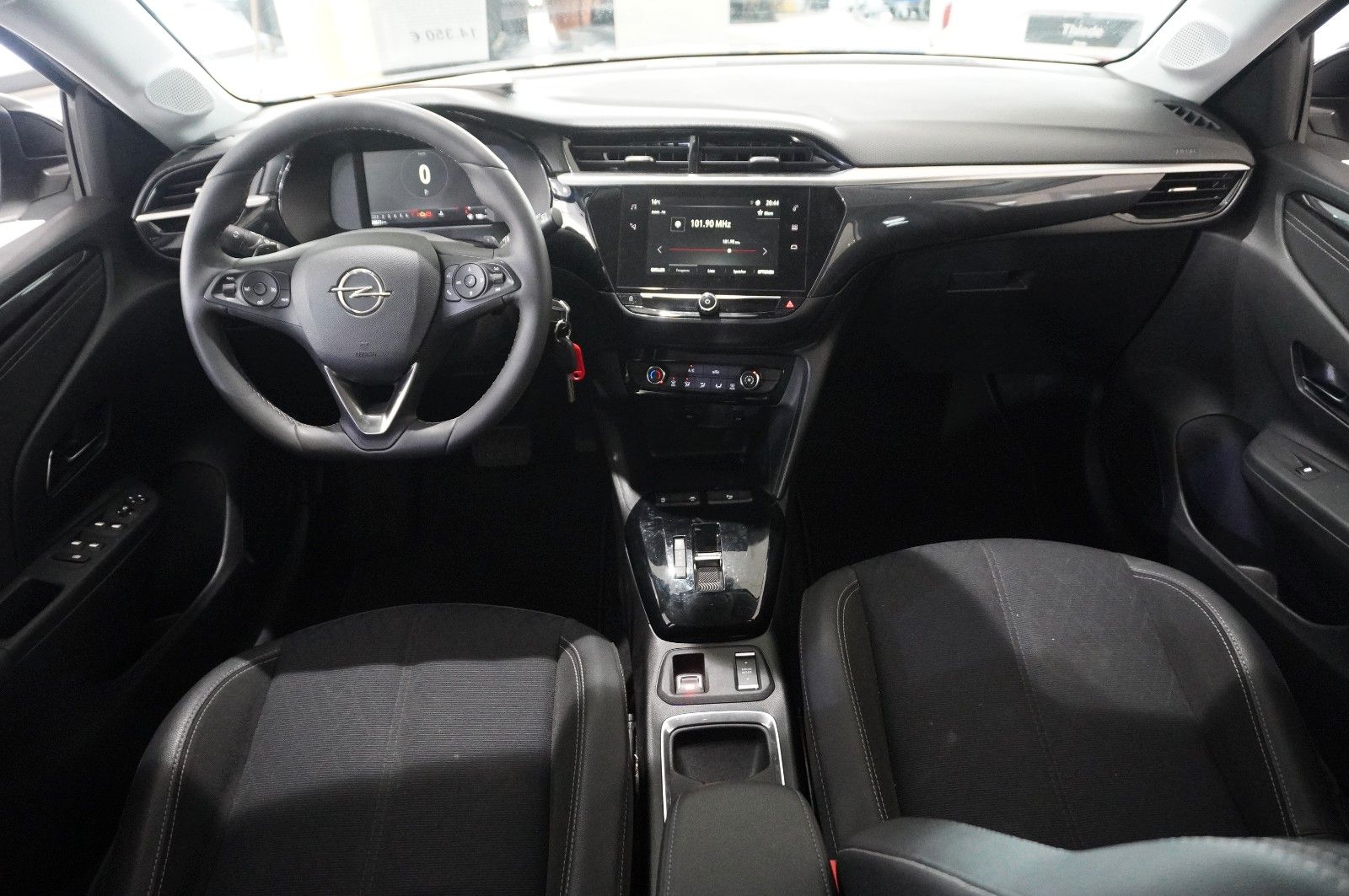 Fahrzeugabbildung Opel Corsa F 1.2T ELEGANCE NAVI/LED/KAMERA/VIRT./DAB+