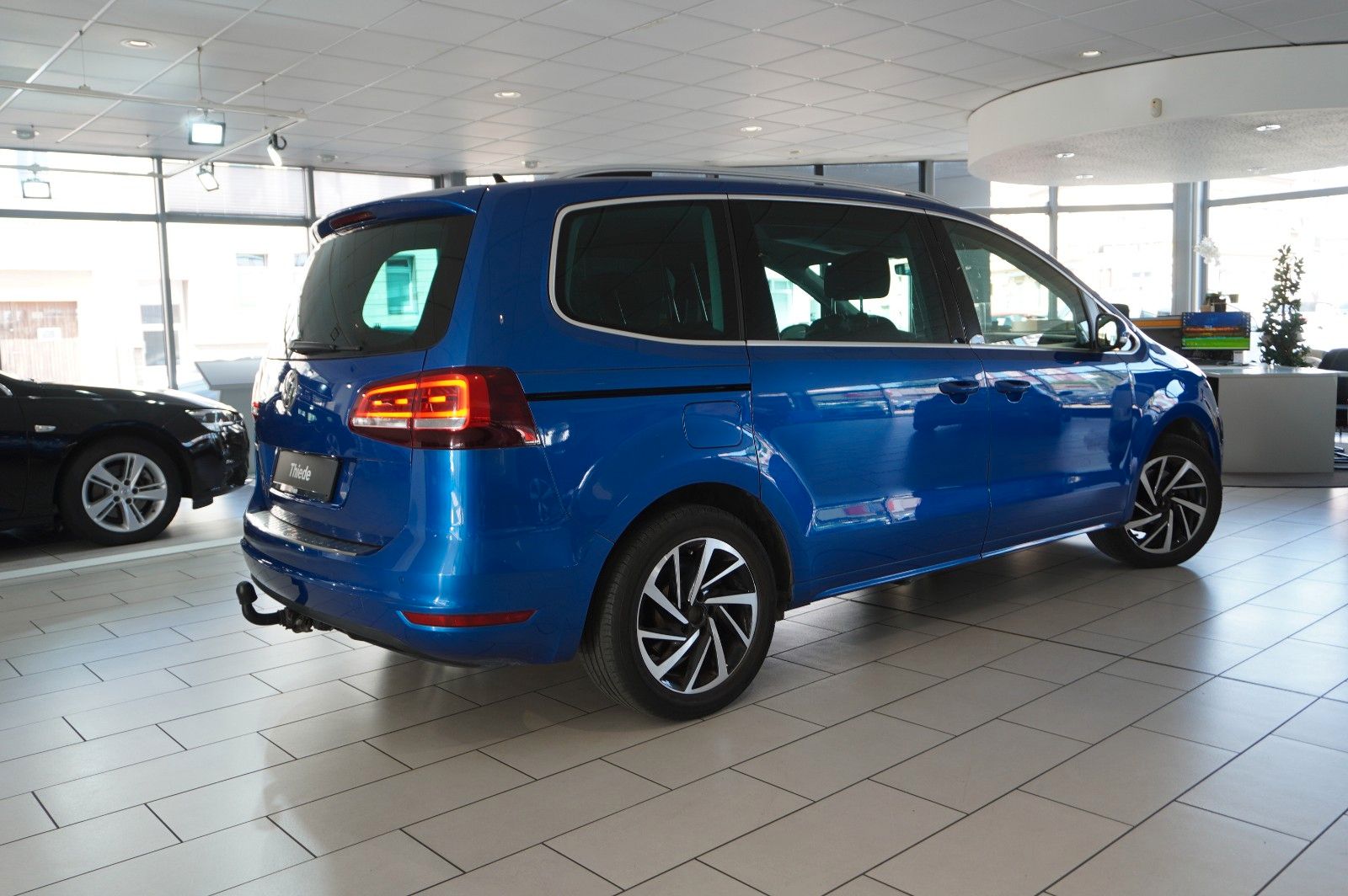 Fahrzeugabbildung Volkswagen Sharan 1.4 TSI JOIN NAVI/SHZ/SPORT/PDC/NEBEL/AHK