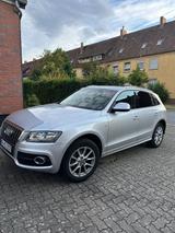 Audi Q5 in Silber , Automatik Getriebe - Audi: Getriebe