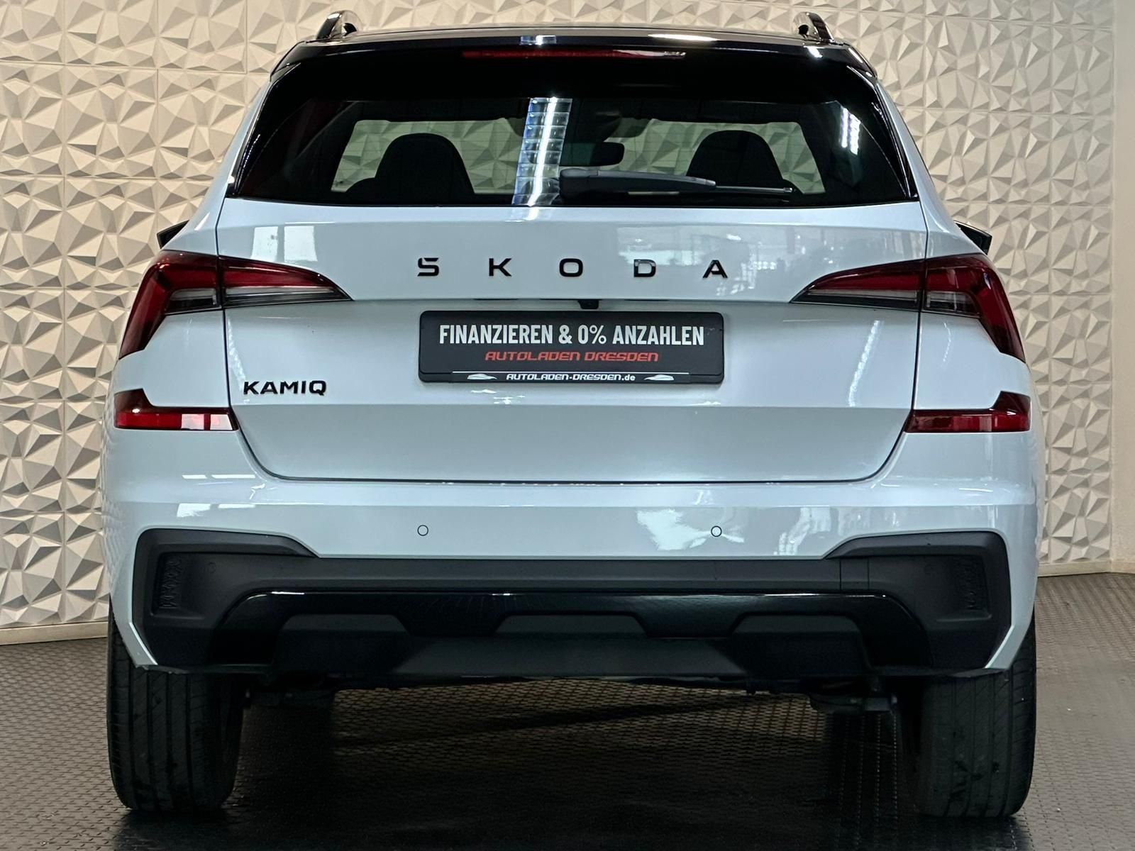SKODA Kamiq 1.0TSI MONTE CARLO* MATRIX#PANO#AHK#KEYLES - Image 6